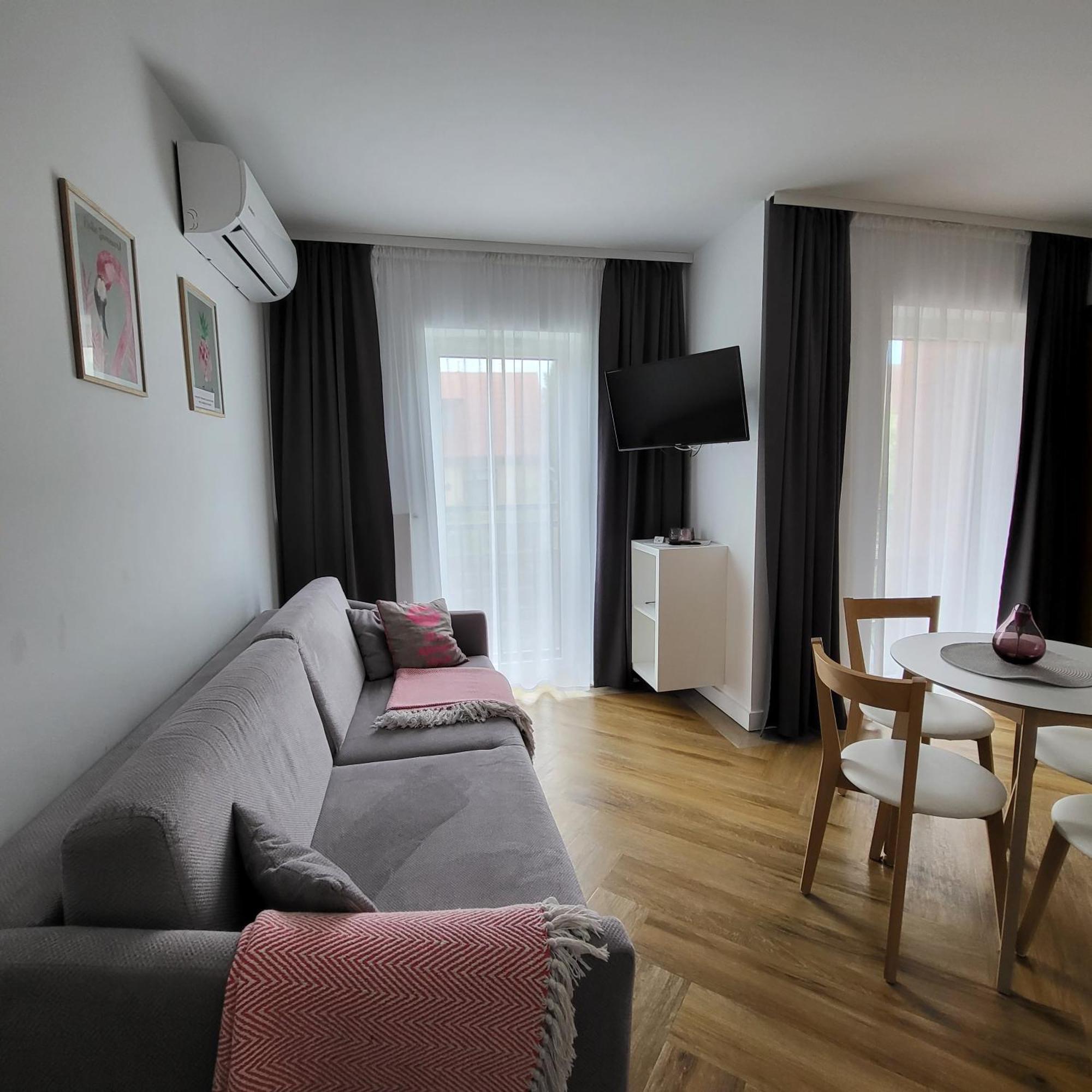 Apartamenty Julia APARTAMENTY OZONOWANE Ustronie Morskie Bagian luar foto