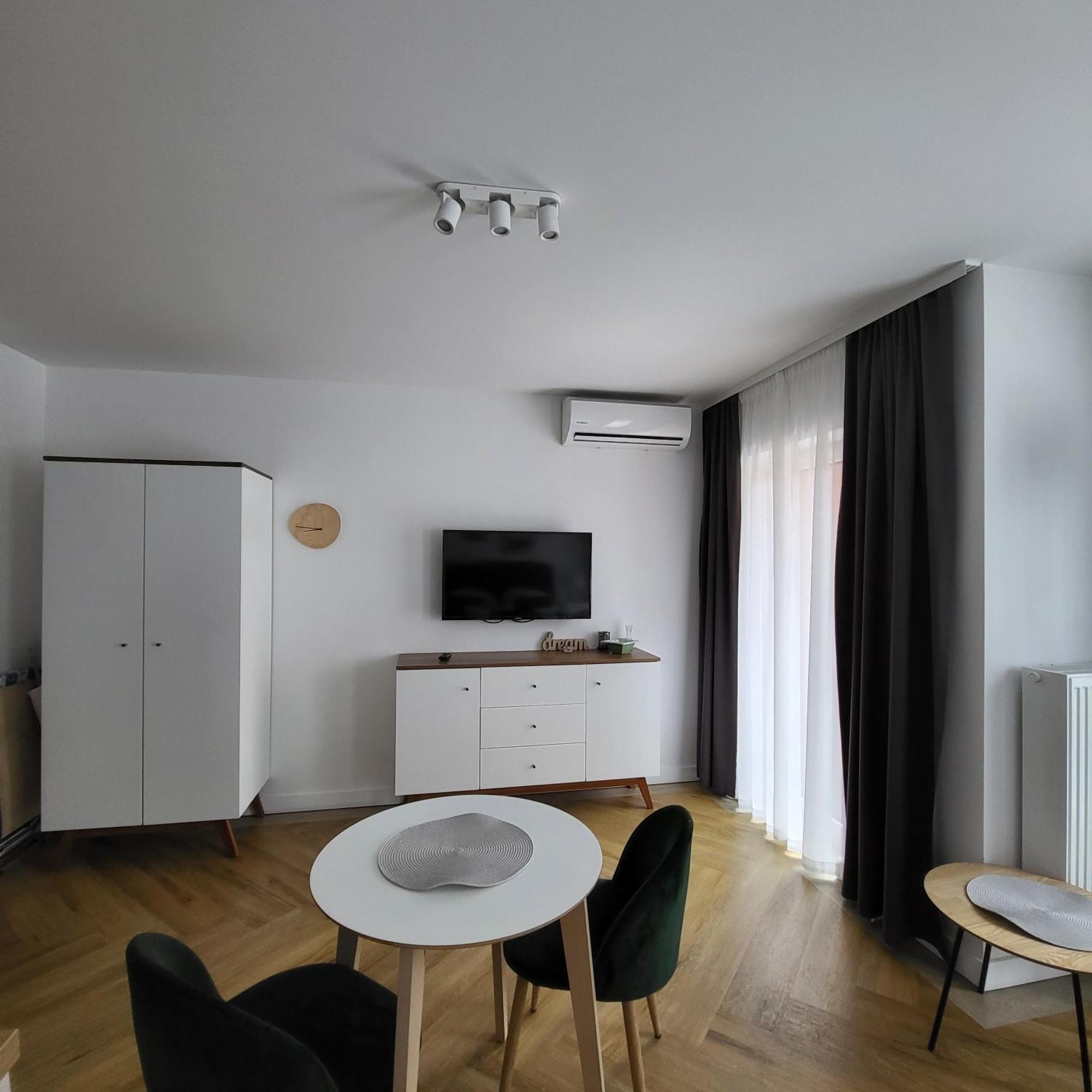 Apartamenty Julia APARTAMENTY OZONOWANE Ustronie Morskie Bagian luar foto